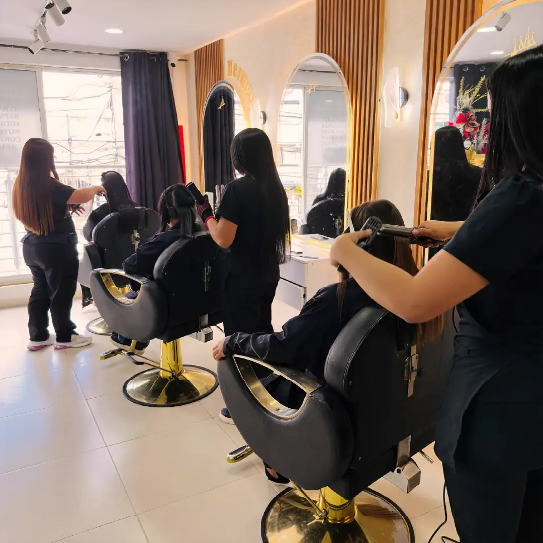 Foto 02 De July Mesa Alisados Y Belleza Capilar